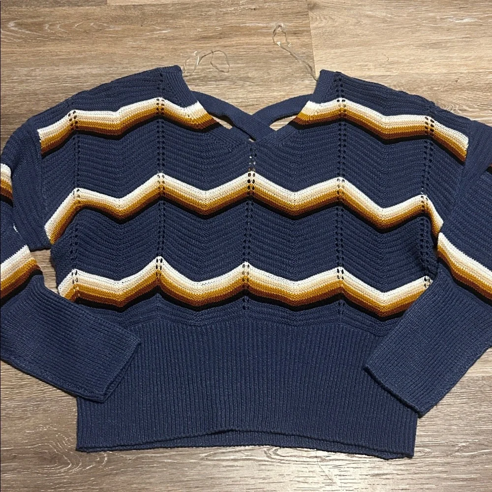 Navy Chevron Knit Sweater💥